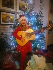 photographing children at christmas