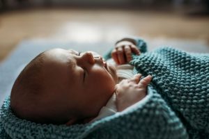 natural baby photographer devon exeter