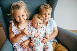 newborn photographer near me