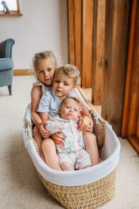 newborn photographer near me